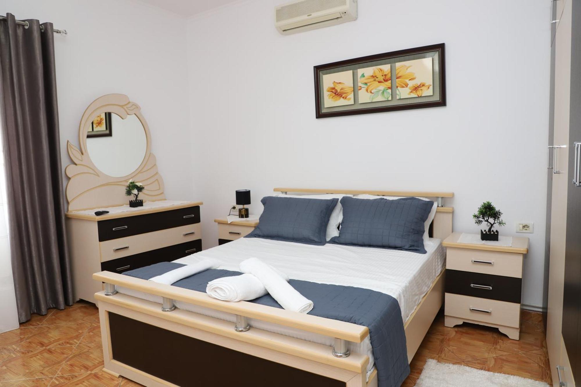 Xheison Apartment Berat