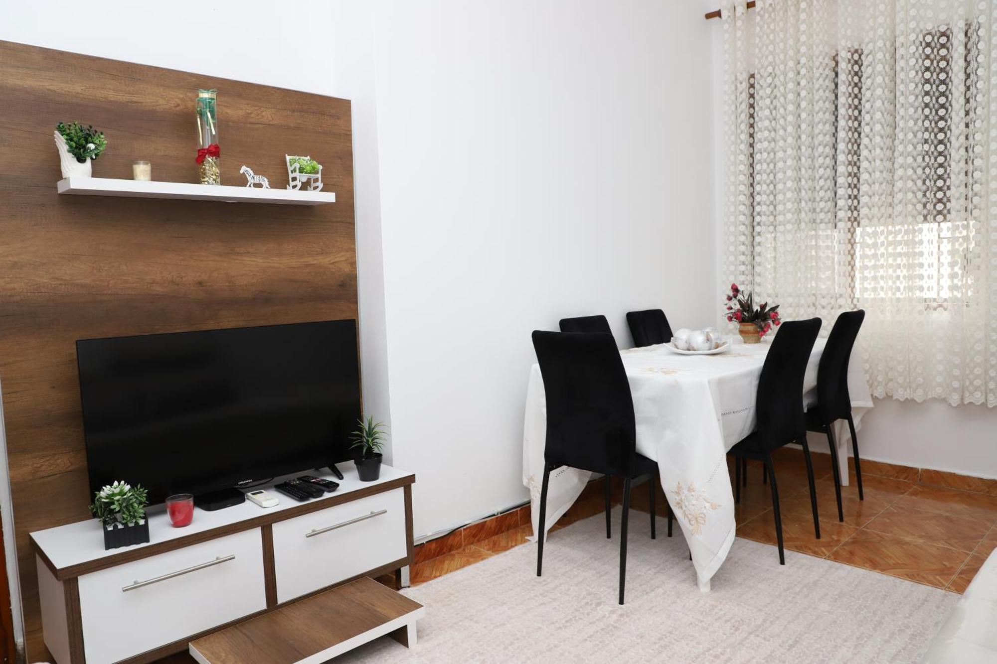 Apartment Xheison