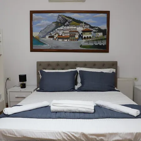 Apartment Xheison Berat Exterior photo