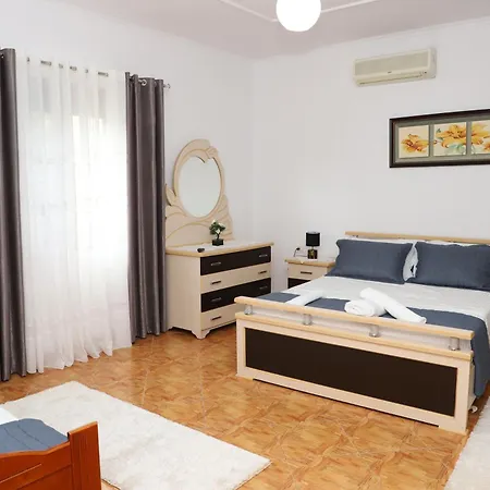 Apartment Xheison Berat Exterior photo