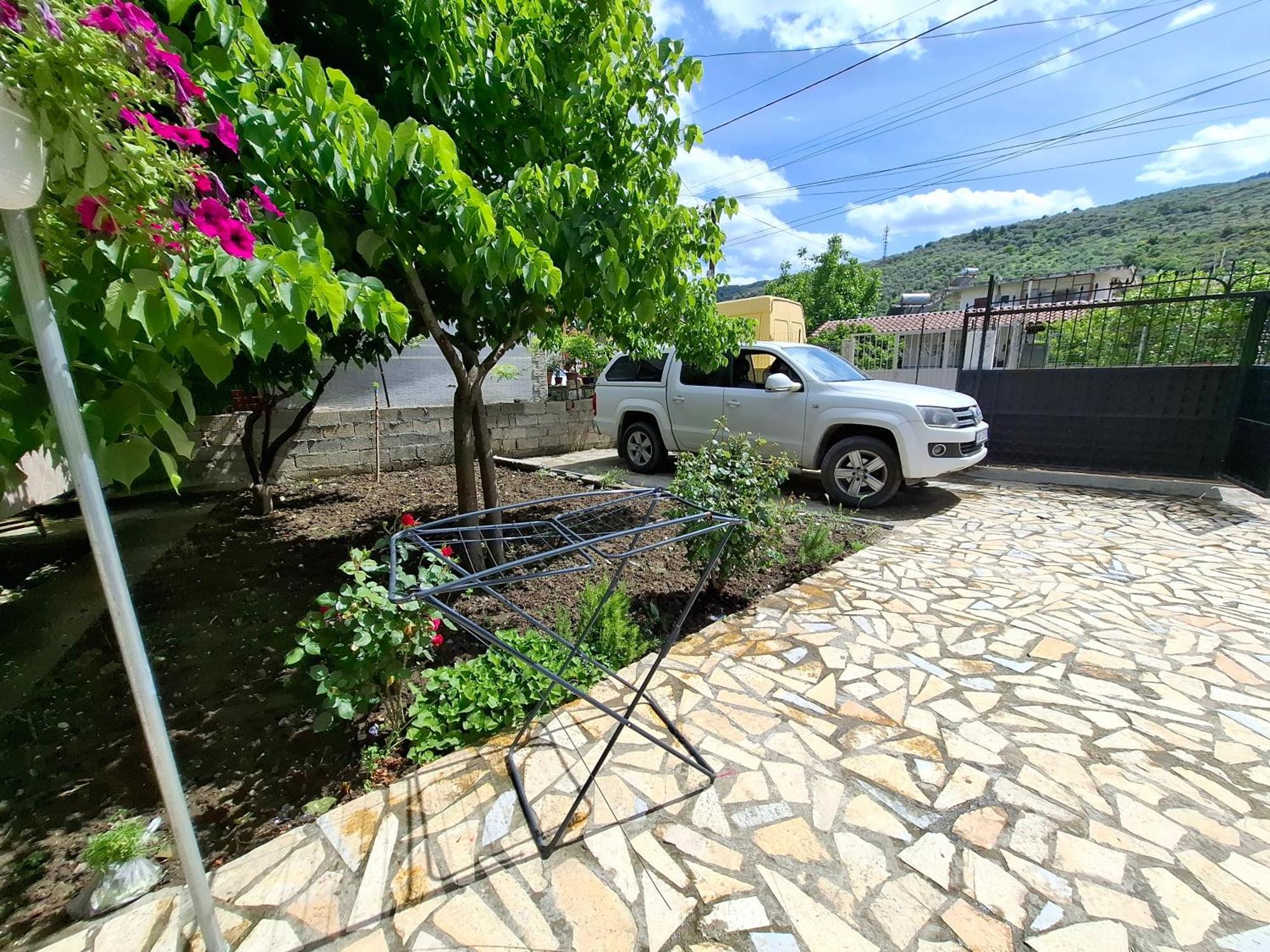 Xheison Apartmán *